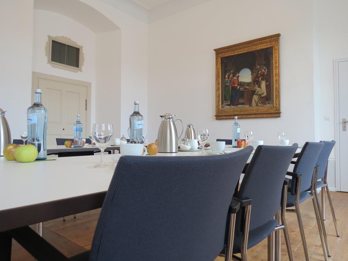 Hotel Kloster-Gasthof Speinshart Eschenbach in der Oberpfalz Bagian luar foto