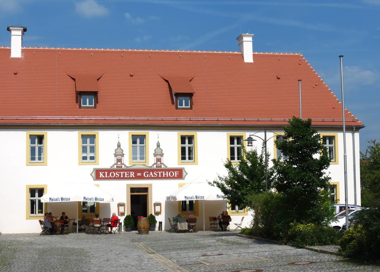 Hotel Kloster-Gasthof Speinshart Eschenbach in der Oberpfalz Bagian luar foto